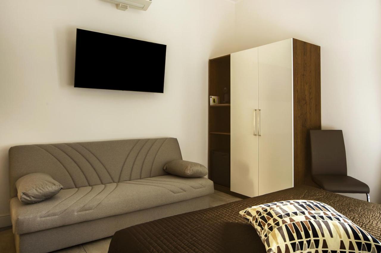 Residenza Tupini, S.pietro * Rome