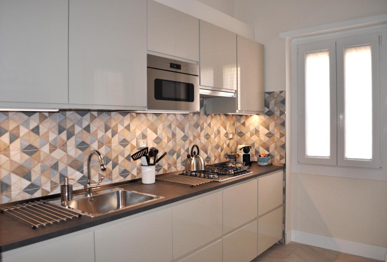 Trastevere Boulevard Apartment