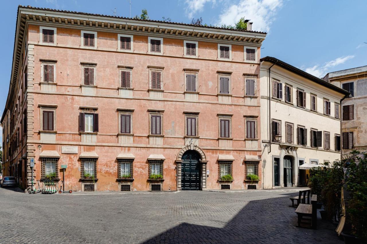 Apartment Piazza Margana Private *
