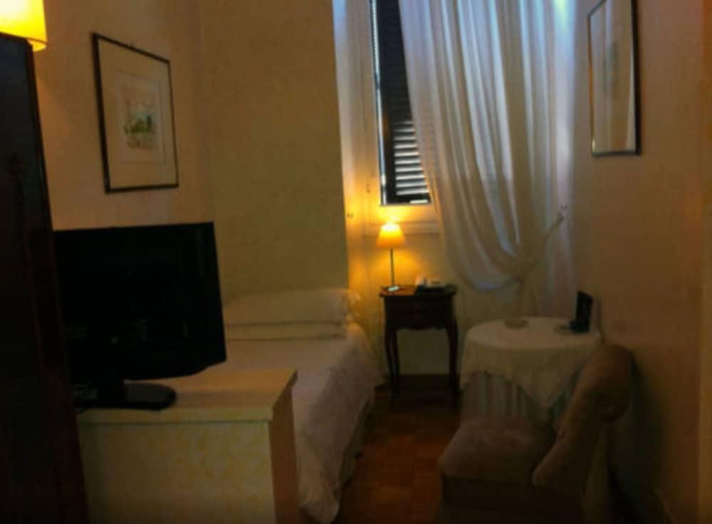 Fontana 3*