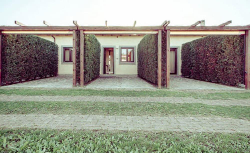 Hotel Ways Garden & Leisure 4*