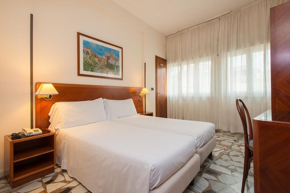 Giotto Hotel 3*