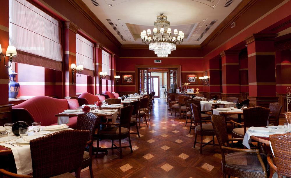 Hotel Marriott Grand Flora