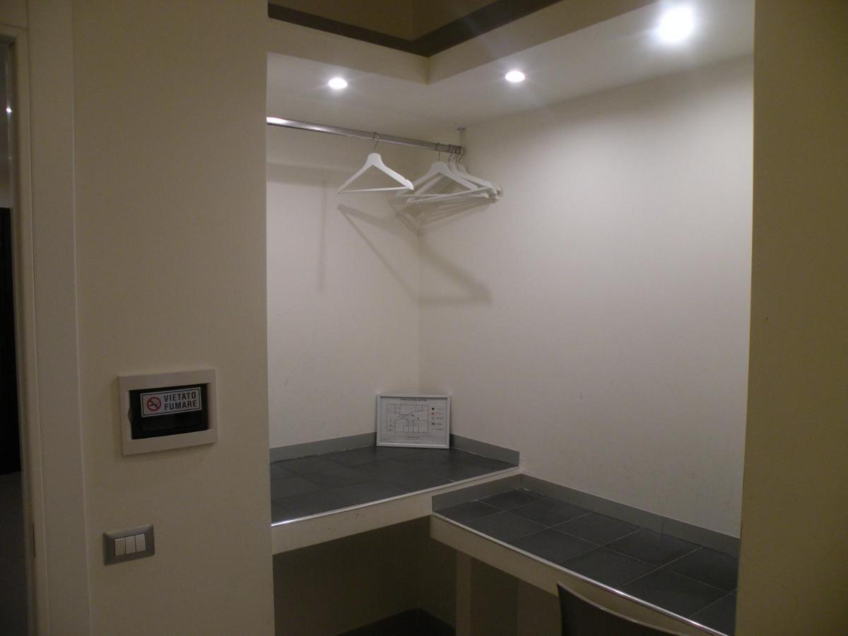 Cipro 2* Rome