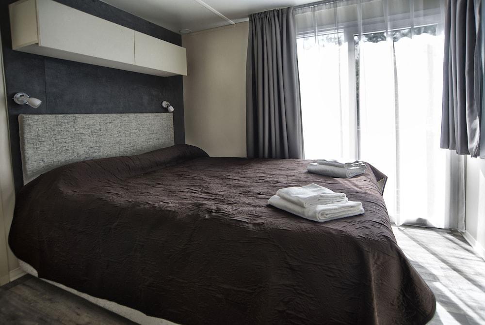 Flaminio Village Park Campsite 4*
