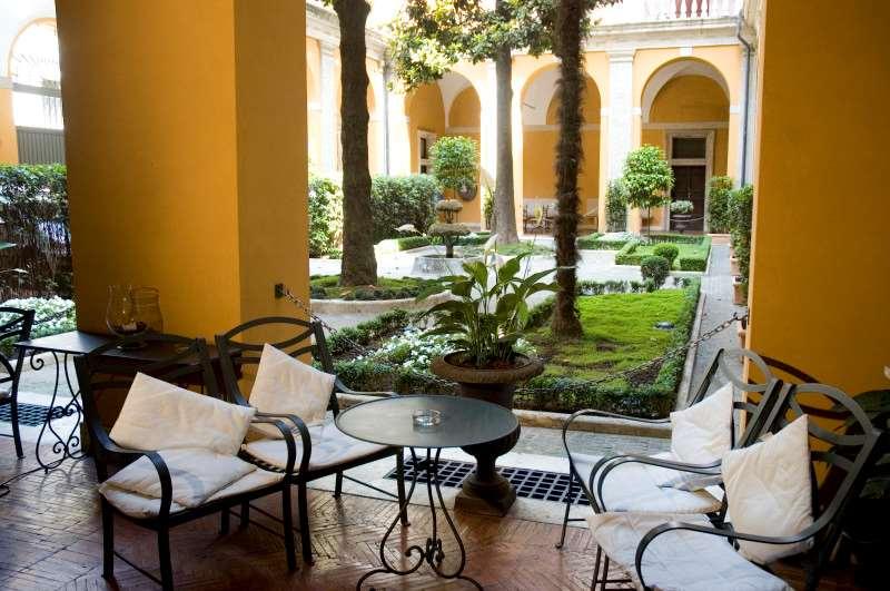 Palazzo Cardinal Cesi 4* Rome