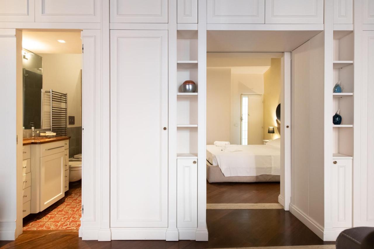 Magenta Collection Crociferi 1 Apartment Rome