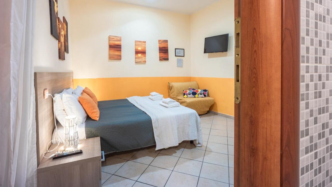 Domenichino Guesthouse Guest house Rome