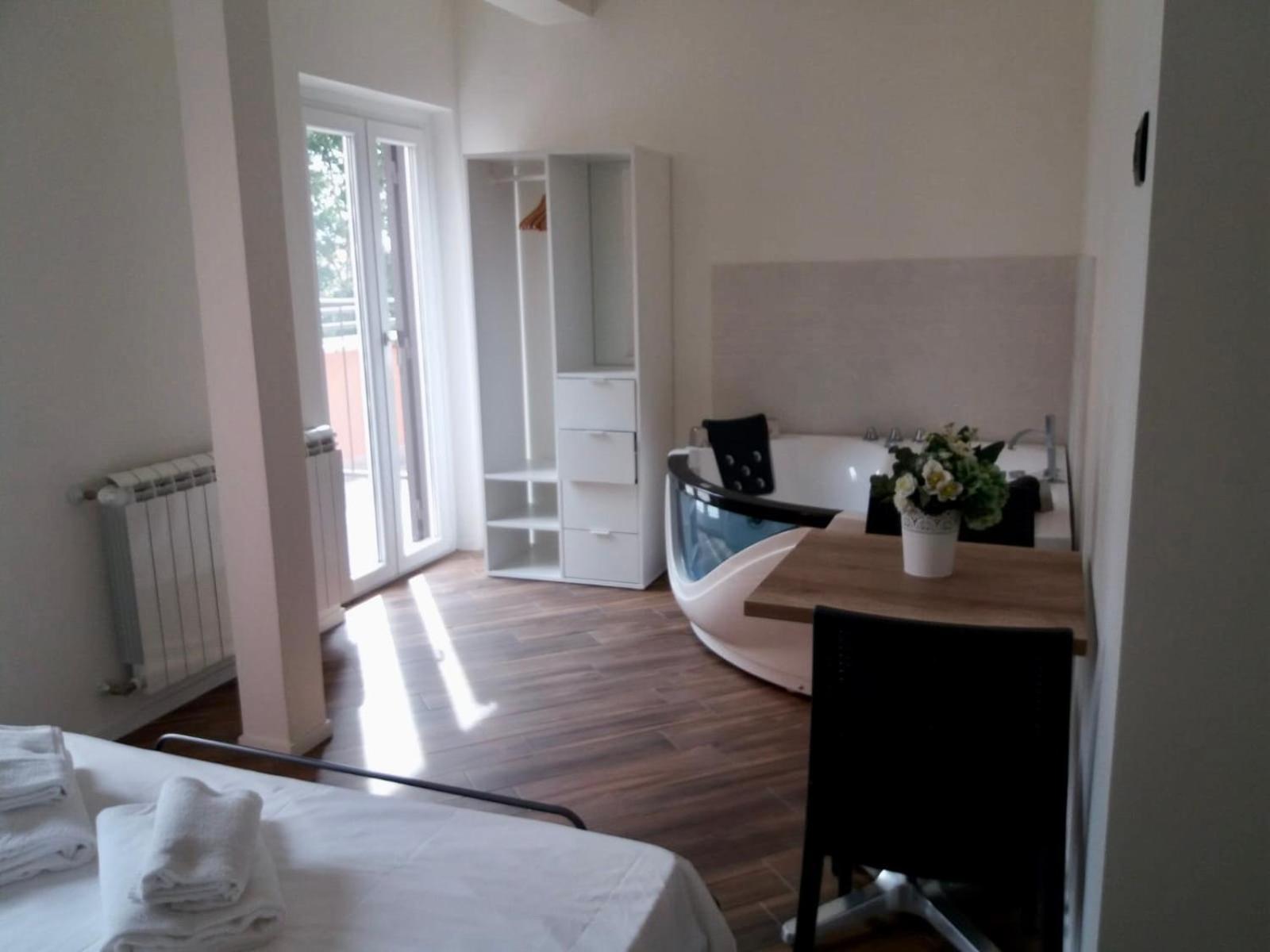 Pigneto Square Guest house