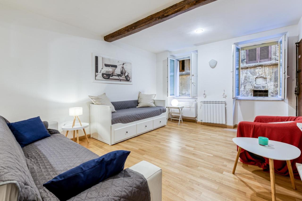 Apartment Deluxe Apartment - Campo Dei Fiori *