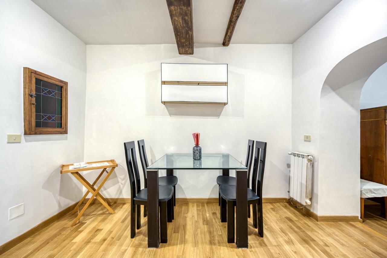 Deluxe Apartment - Campo Dei Fiori Apartment