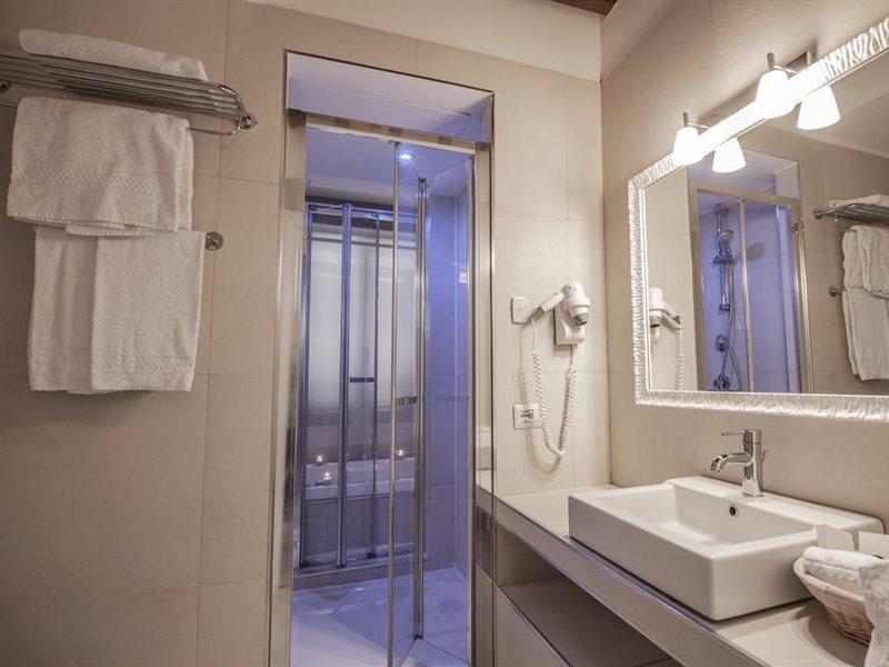 Town House Spagna 2*