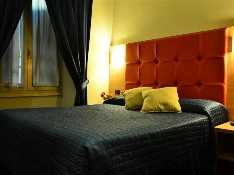Guest house Cola Di Rienzo - In Rome