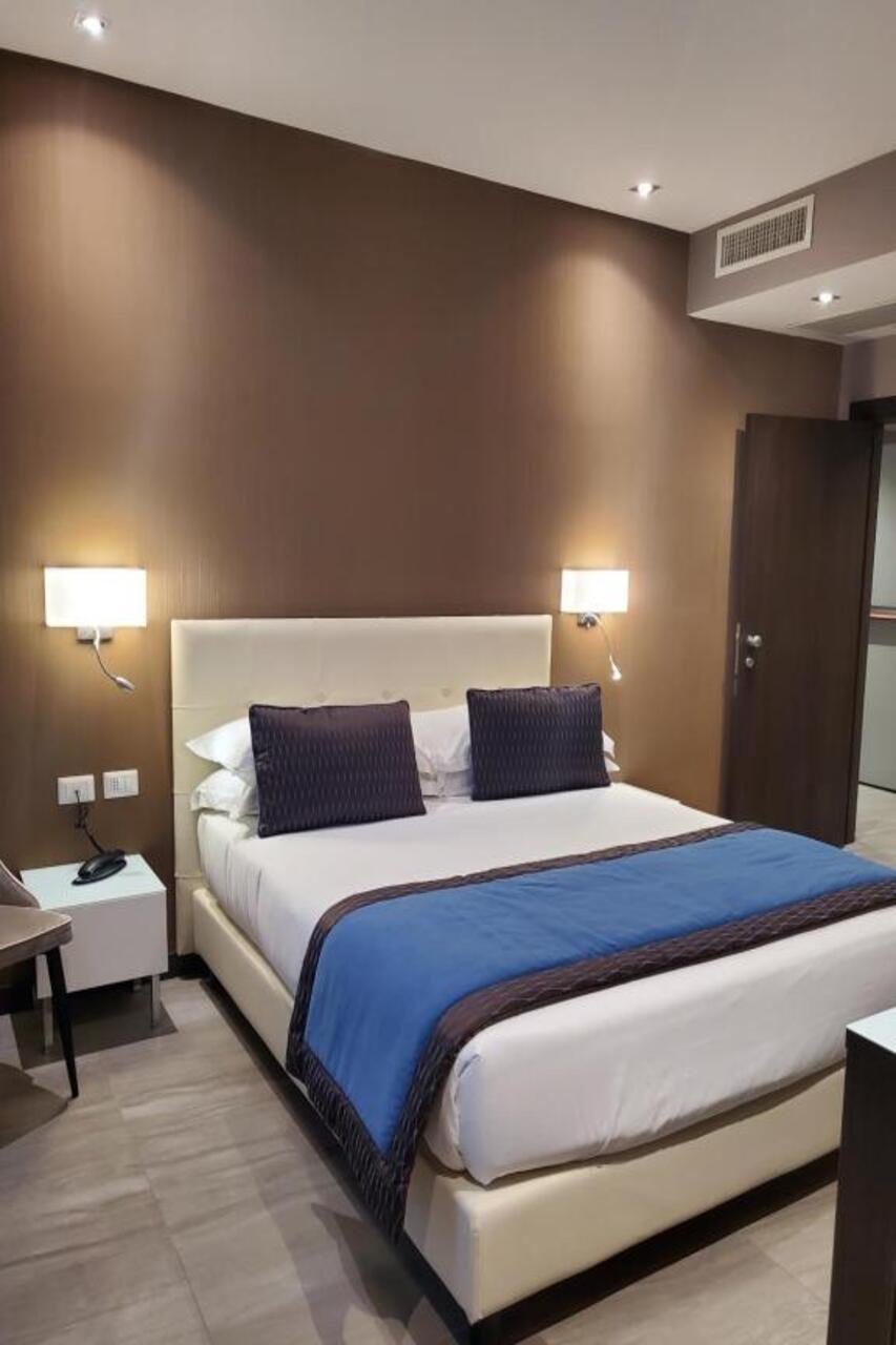 Mz Hotel
