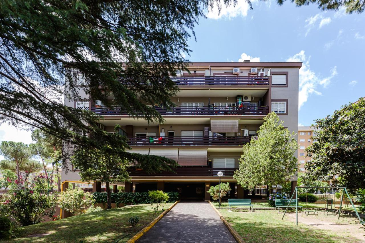 Appartamento Pelizzi Apartment, 5 Persone, 2 Camere, Balcone, Cinecittà *