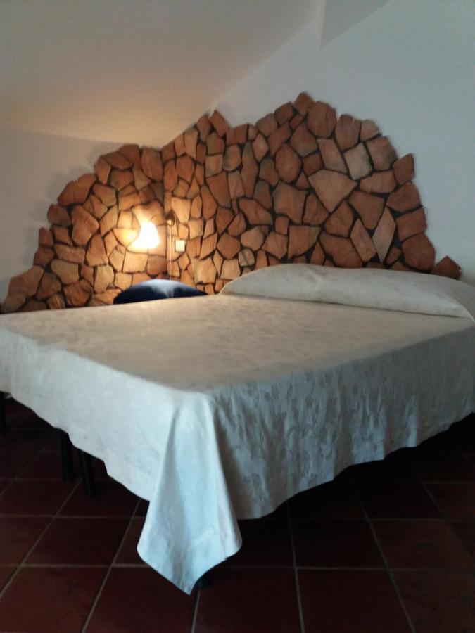 B&B Glicini Rome