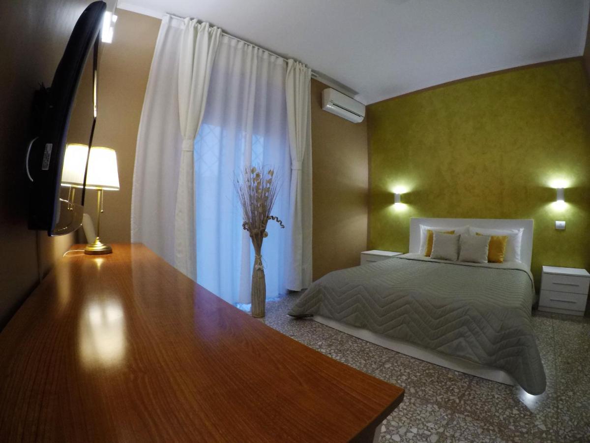 Appartamento Holidays House Marconi Roma