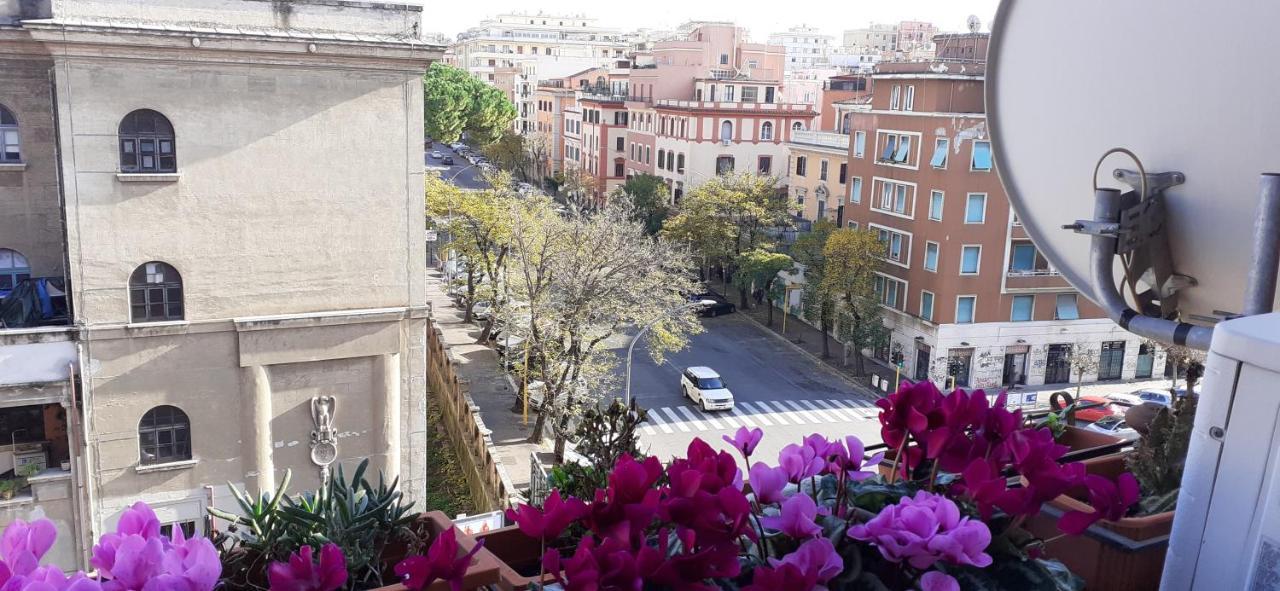 Pini Di Roma-new And Cozy In Center- Metro A 