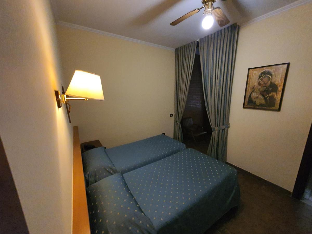 Suore Concezioniste Missionarie - Carmen Salles Bed & Breakfast