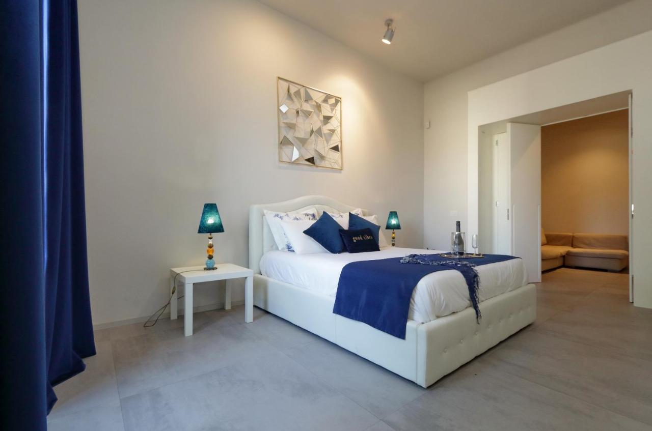 Romance Al Colosseo 2 Apartment Rome