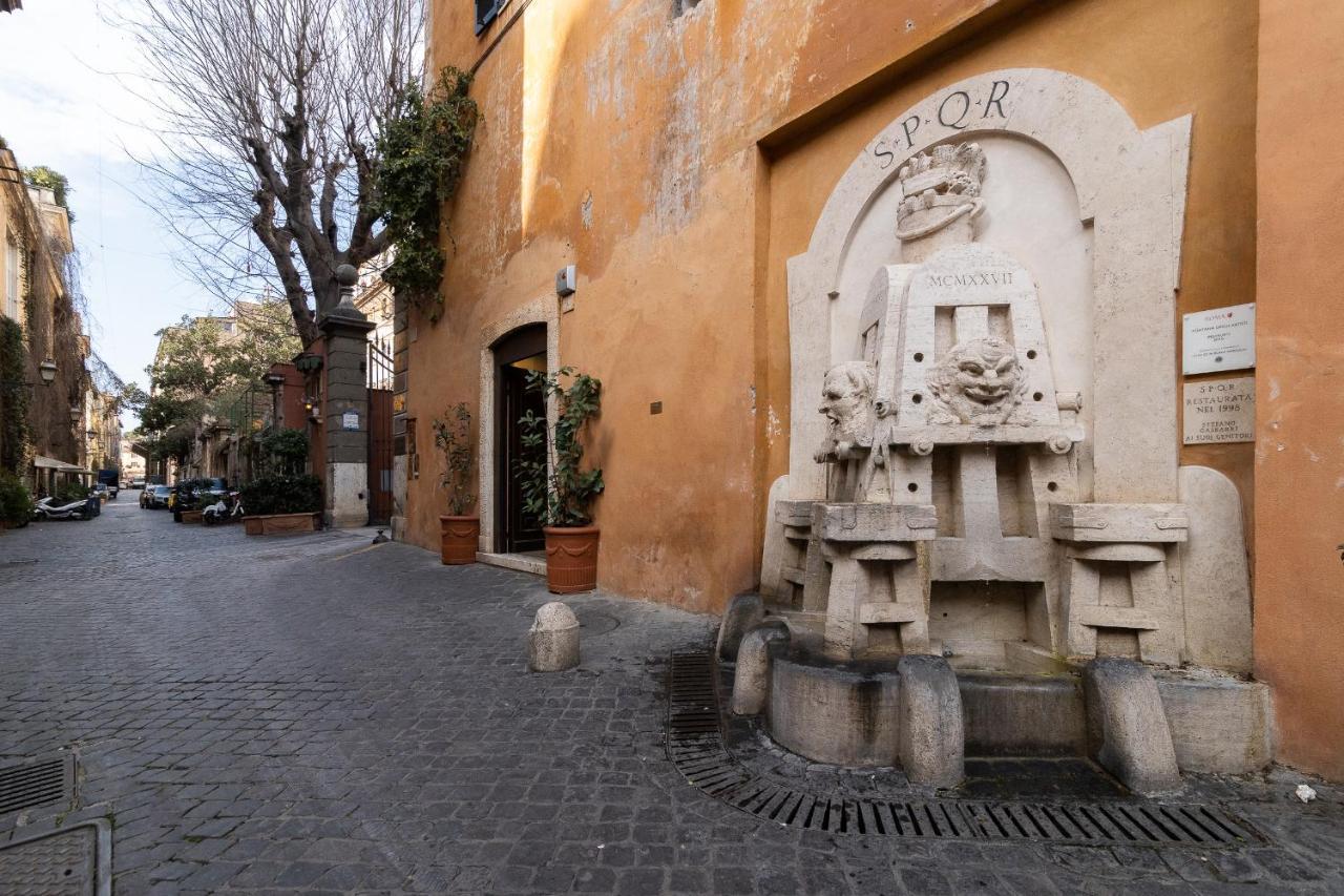 Luxury Piazza Di Spagna Escape With Terrace And Private