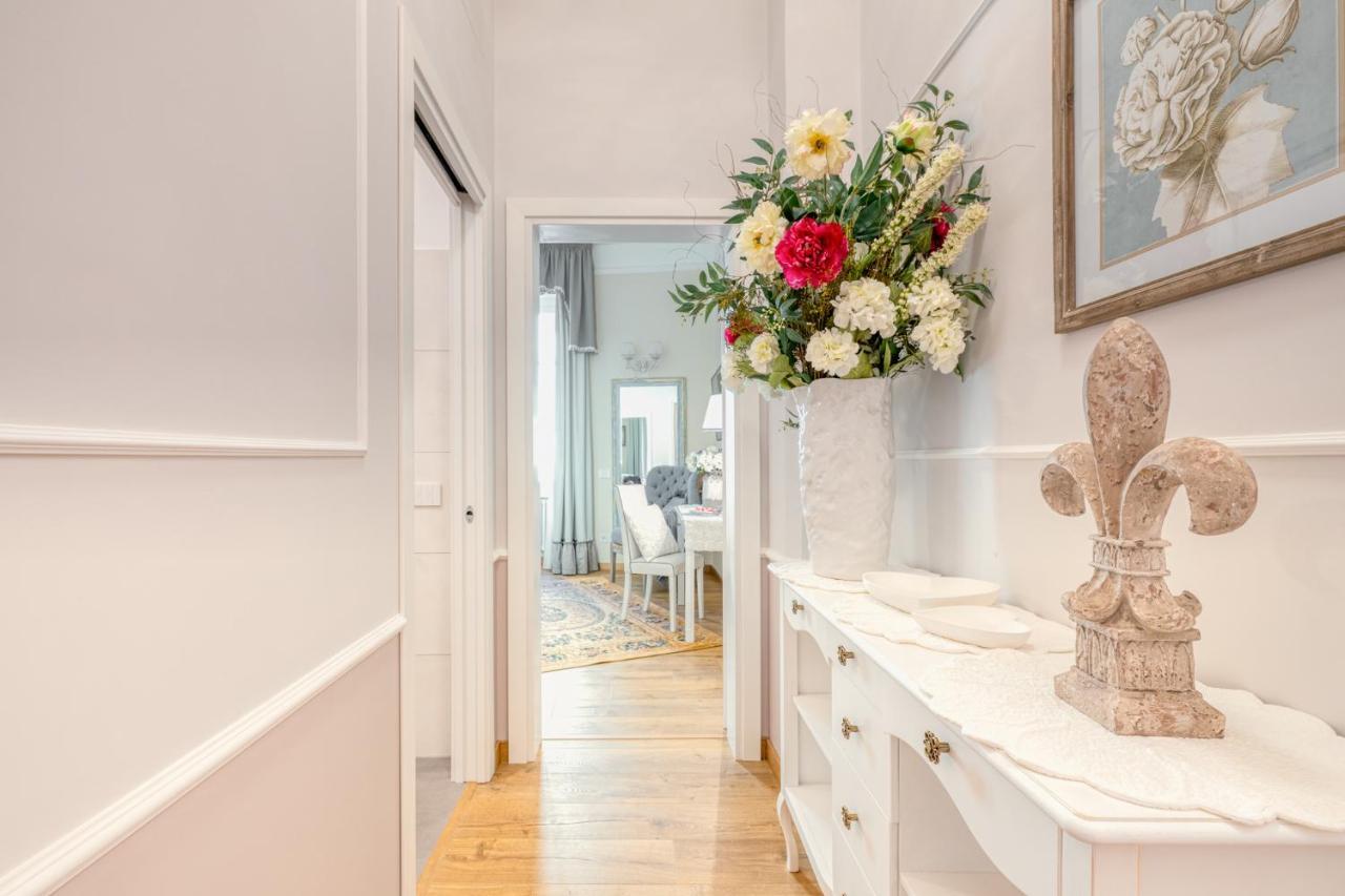 Luxury Stars In - Andromeda In Colosseum Apartment Rome