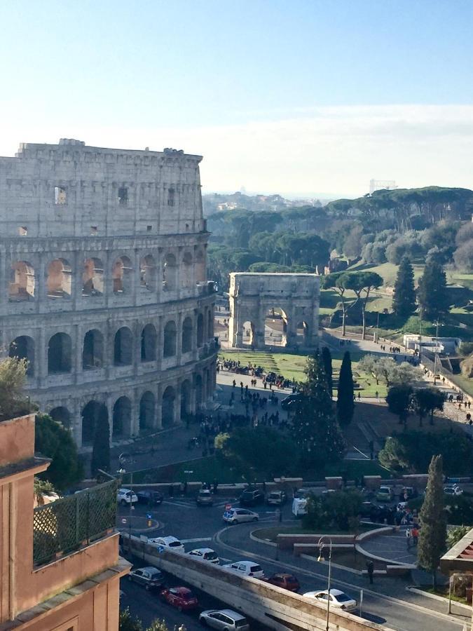 Superattico Sul Colosseo * Rome