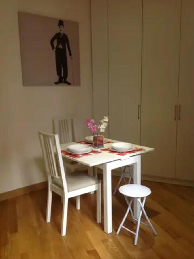 White House Apartment *