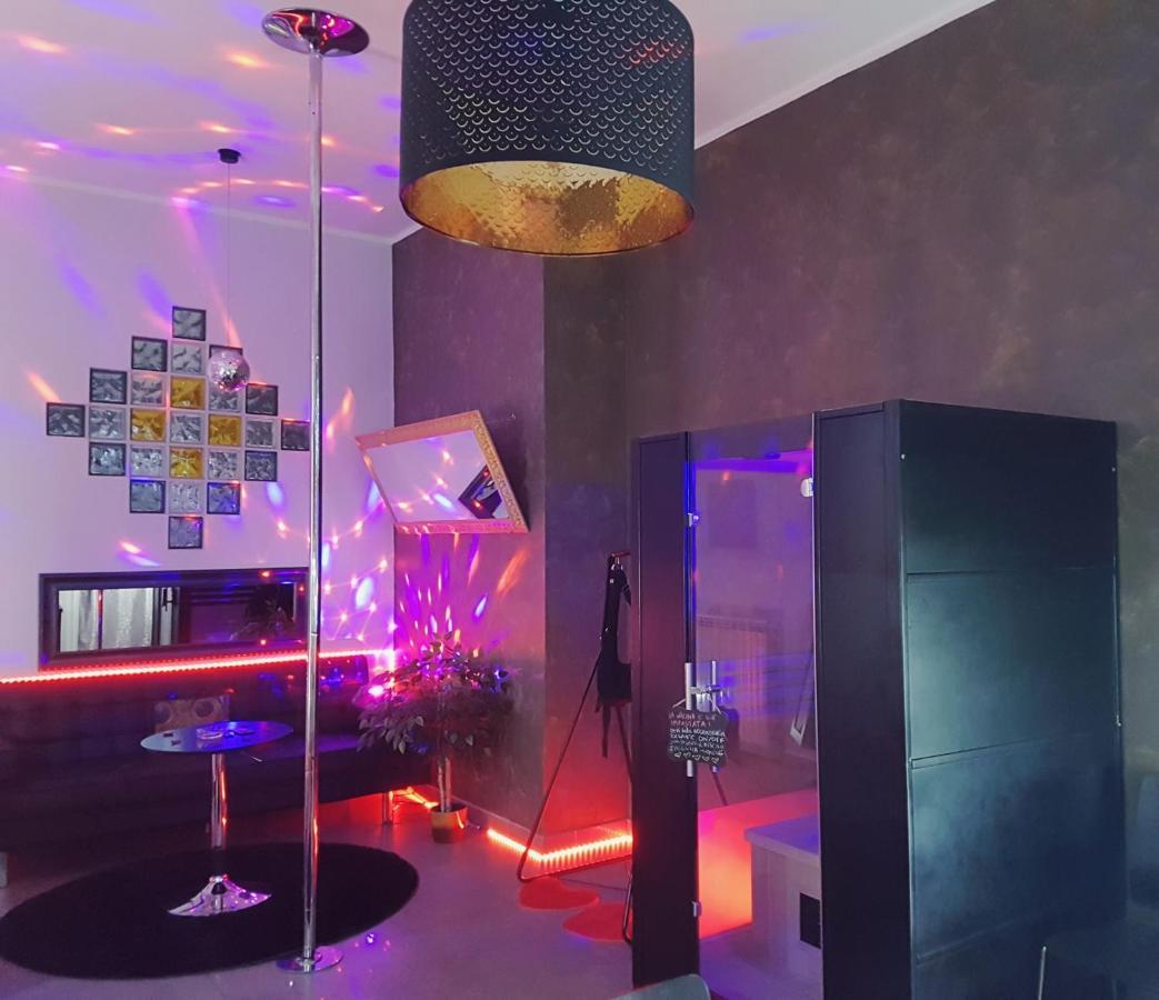 Lovers Excape - Adults Only Apartment Rome