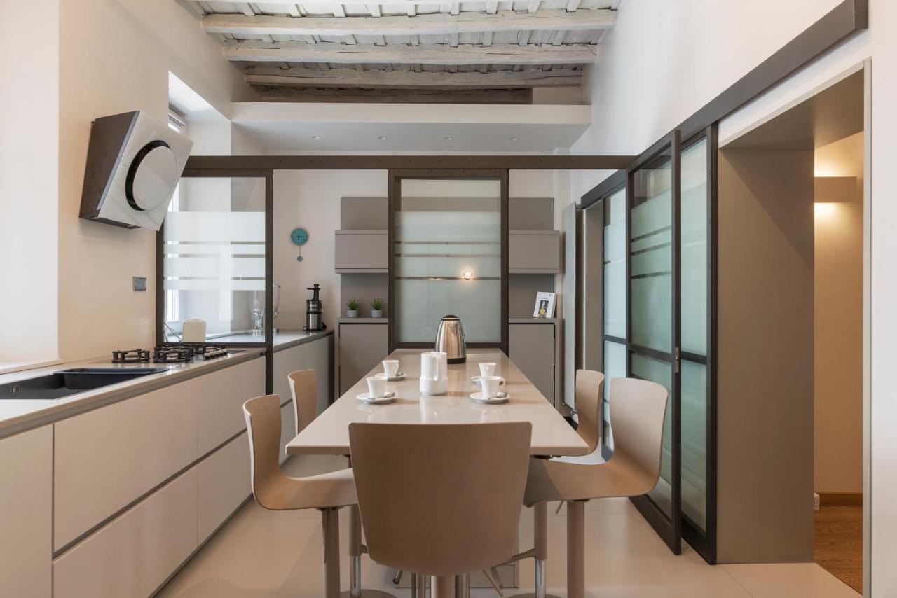 Apartment Piazza Navona Elegant Rome