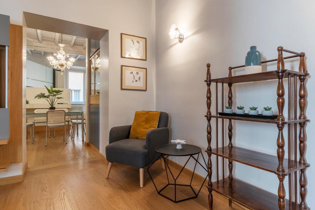 Piazza Navona Elegant Apartment