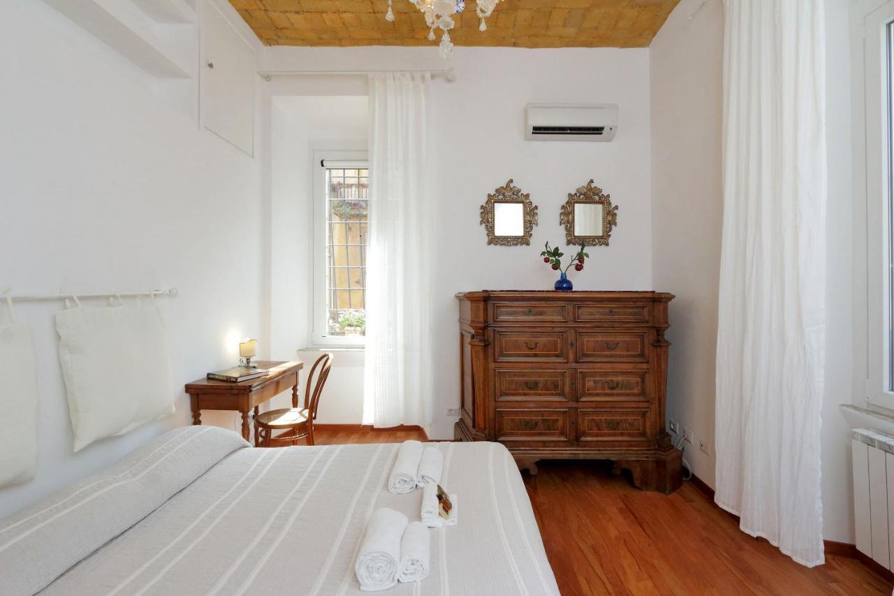Apartment Romeasyoulike - Colosseo Experience 23 *