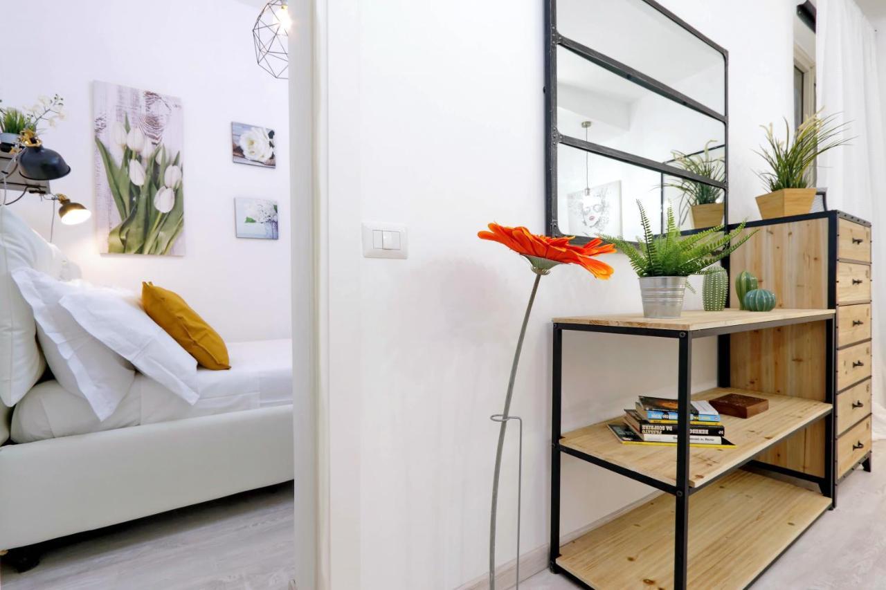 Holiday home Romeasyoulike - Monti Experience 80 Rome