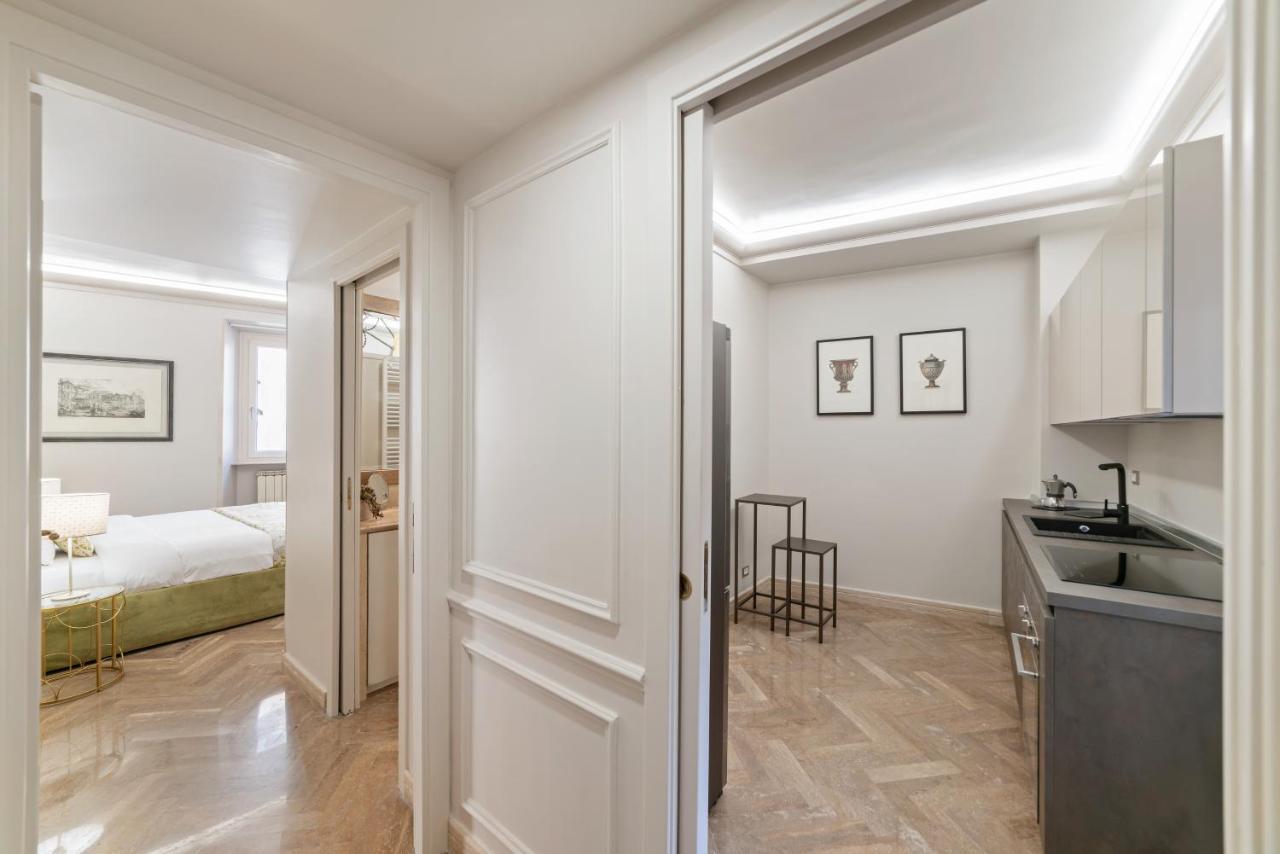 Bmga L Viapaola43 Palace Aparthotel Rome