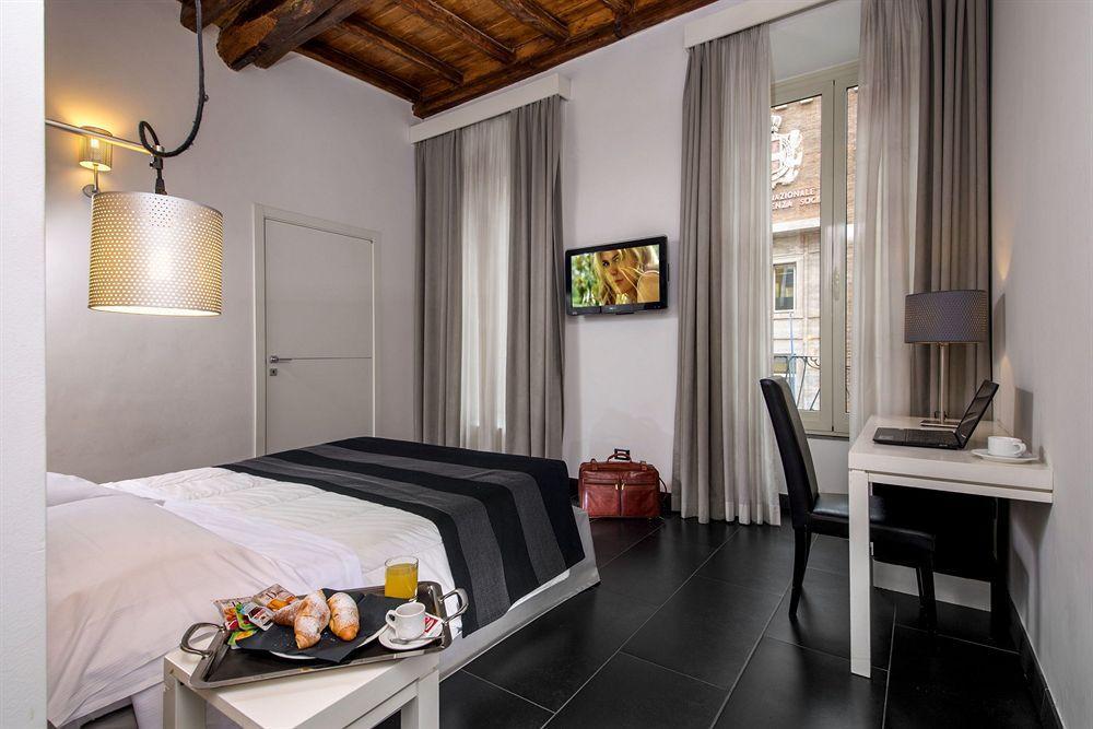 Via Del Corso Guest house Rome