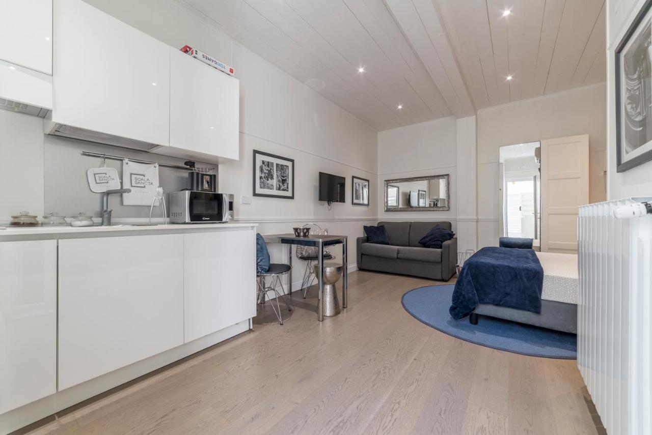 Scala Santa & Laterano Open Space Apartment