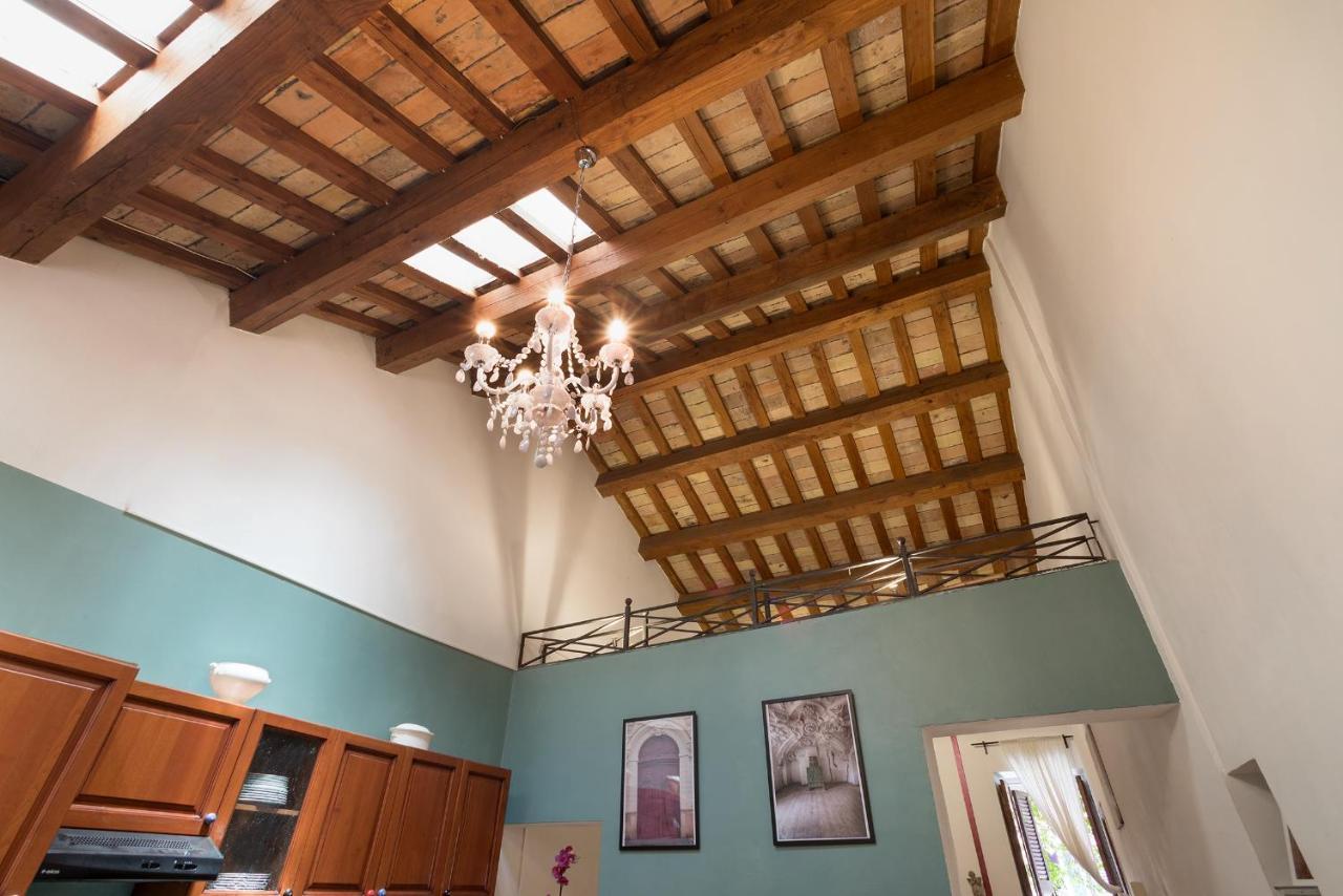 Palace Of Flowers 53 Piazza Navona Apartment