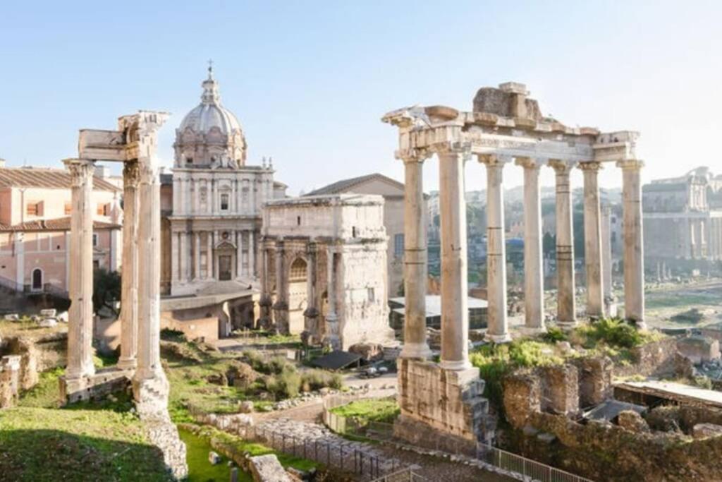 My Flat In Fontana Di Trevi Rome