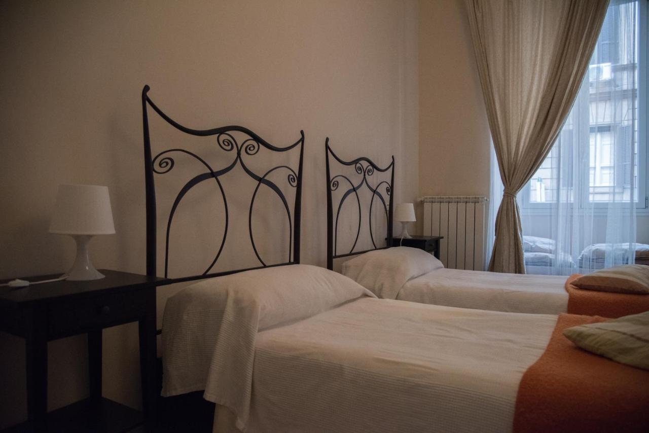 Beautiful And Spacious Next To Termini 10 Minutes From Coliseum