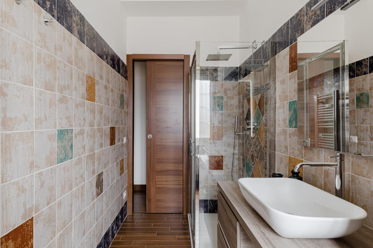 Appartamento Scarfoglio Apartment, 4 Persone, 2 Camere, Balcone, Wi-fi, Stazione Tiburtina