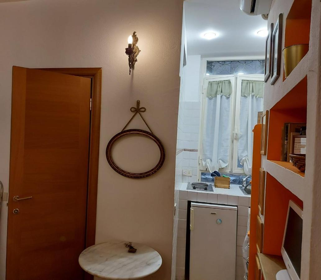 Coronari Golden Loft Rome