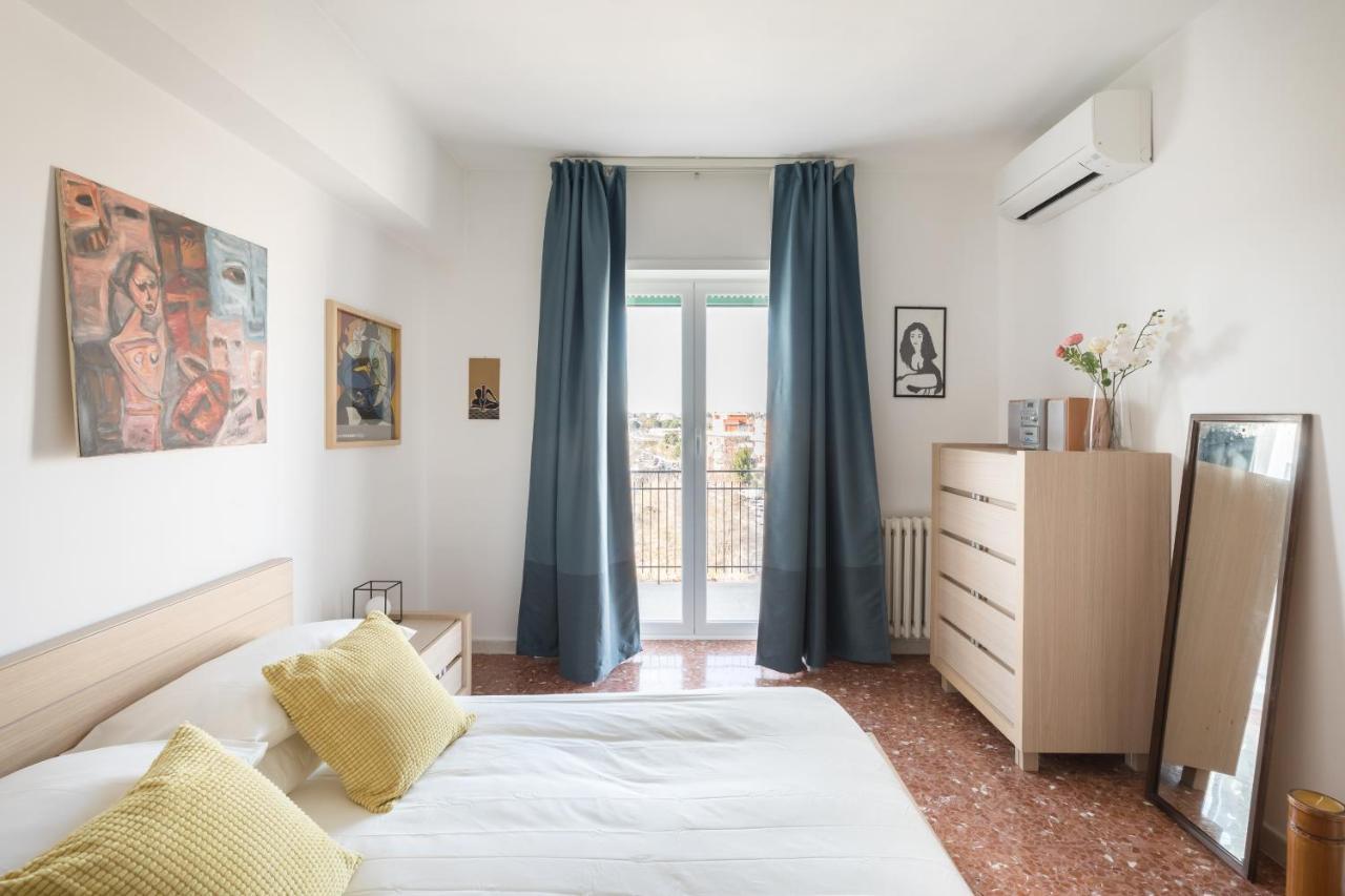 Amoretti Apartment, 6 Persone, 3 Camere, 2 Bagni, Balcone, Wi-fi, Metro B Monti Tiburtini Apartment