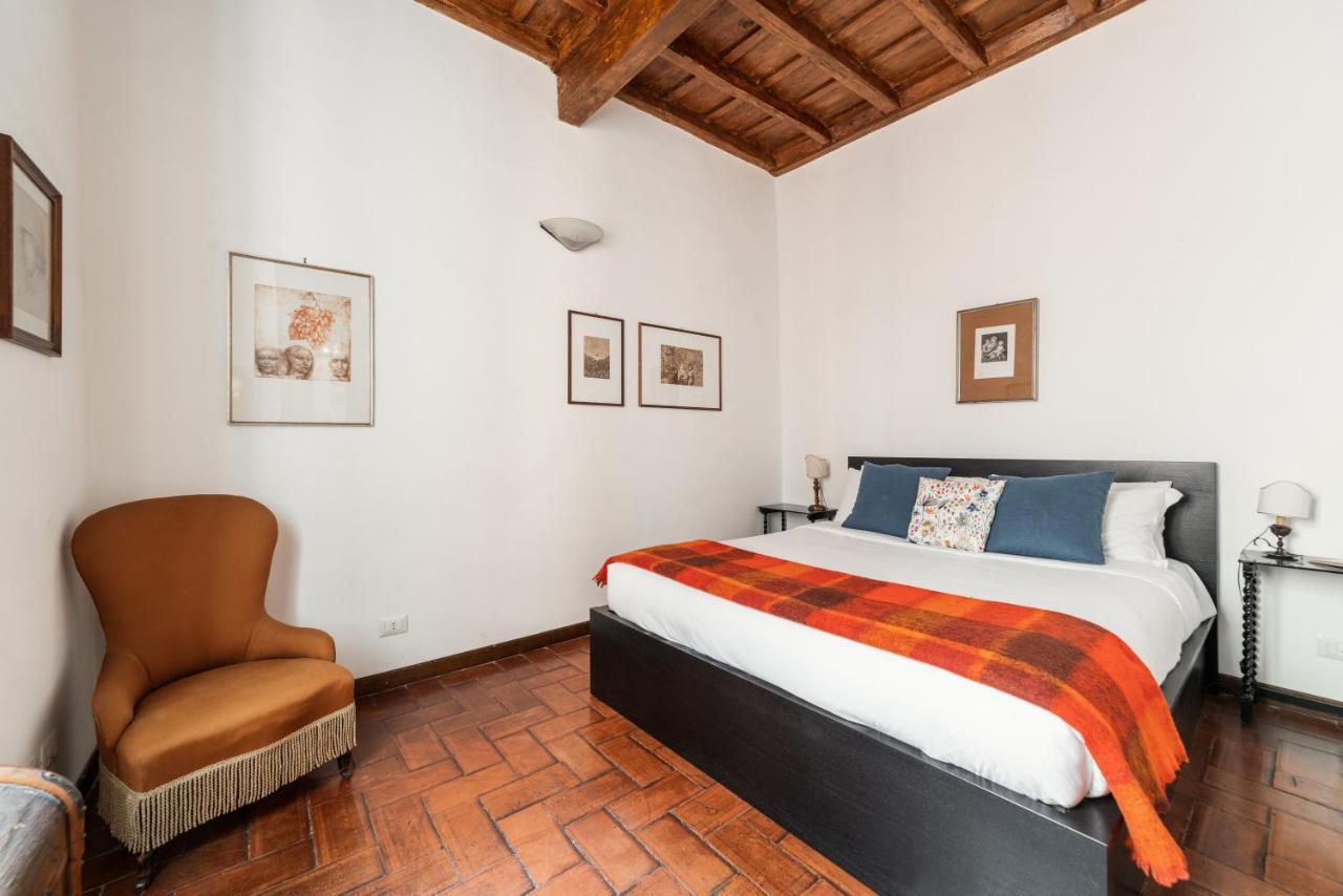 Domus Quiritum Charming, D'epoca A Campo De' Fiori Appartamento