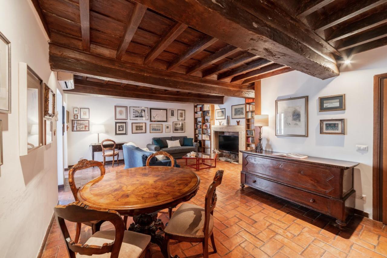 Appartamento Domus Quiritum Charming, D'epoca A Campo De' Fiori *