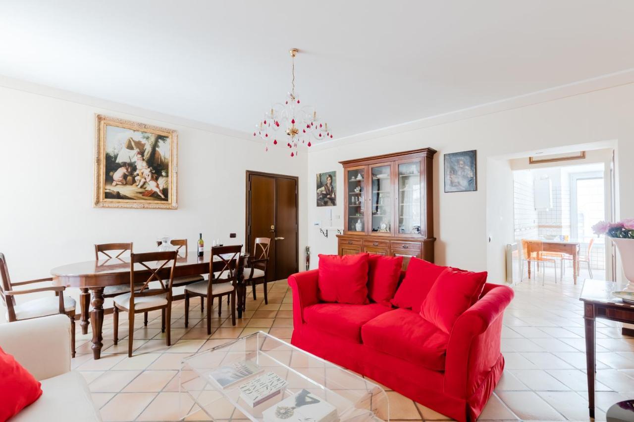 Apartment Classic Near The Colosseum Rome