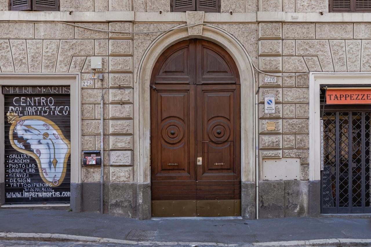 Apartment Classic Near The Colosseum *