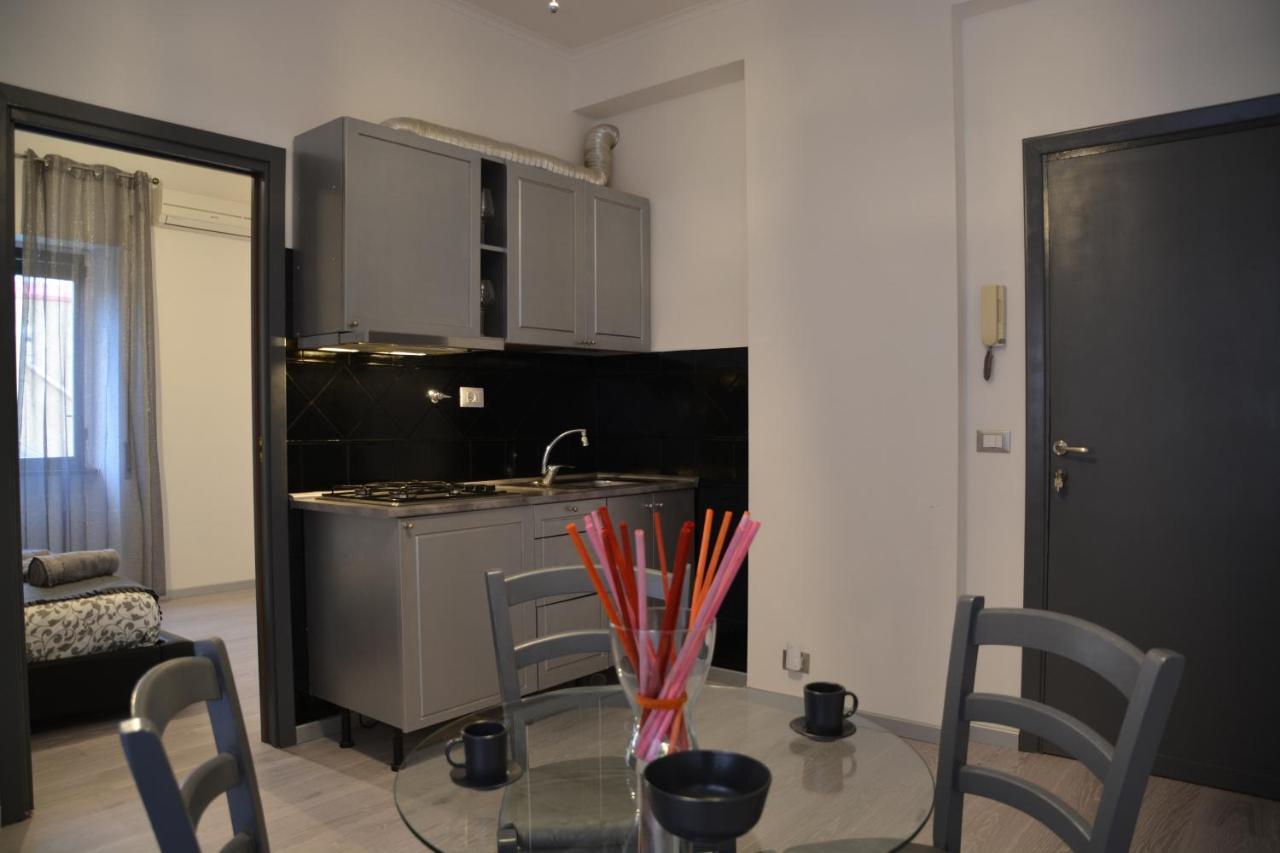Sunny Sexy Grey & Cool Blue Apartment *