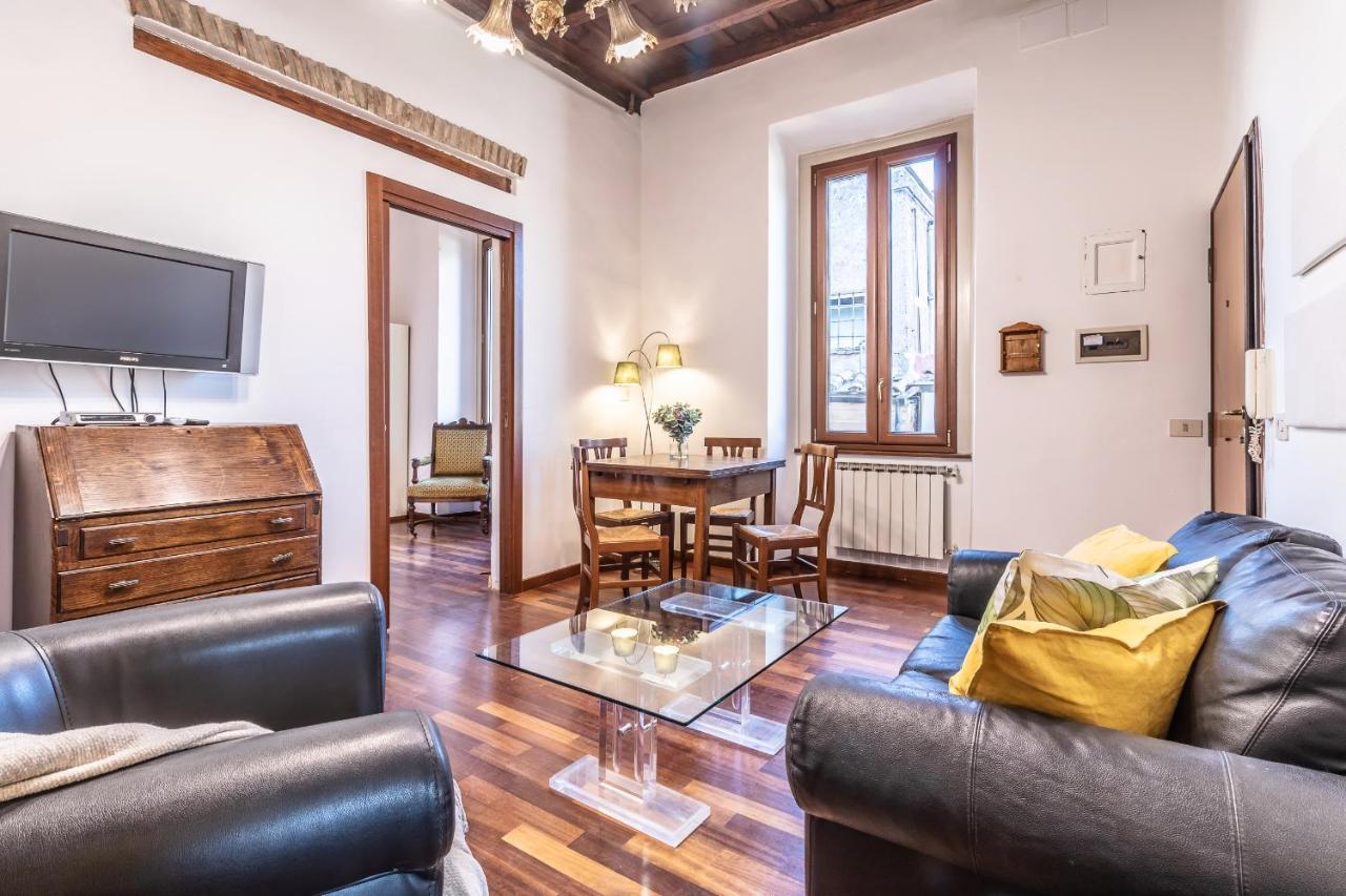 Palazzo Moro Appartamento Roma
