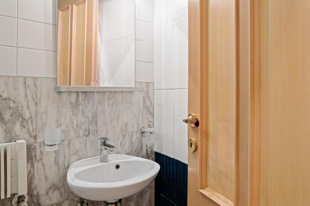 Aparthotel Bmga L Viapaola43 Palace Roma