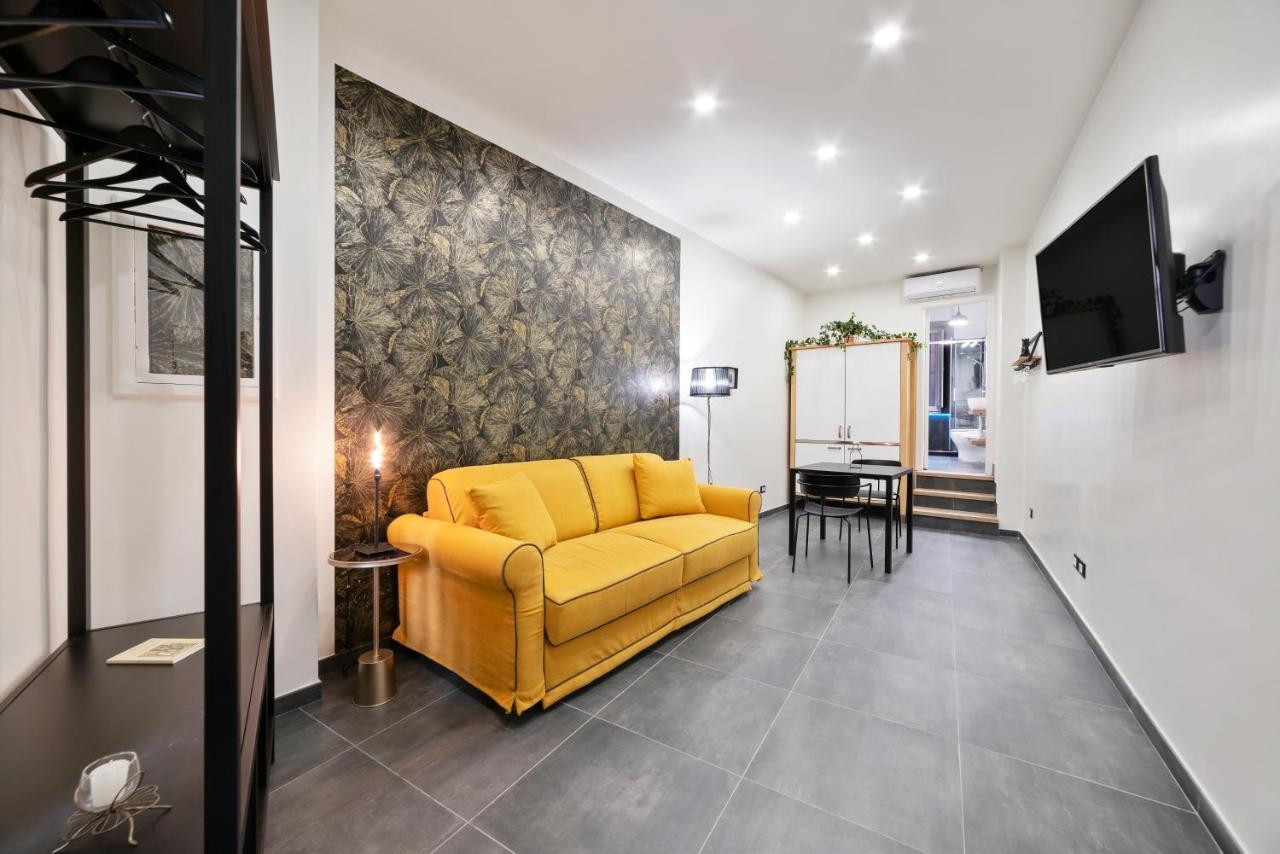 Bmga L Viapaola43 Palace * Roma